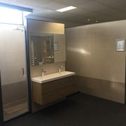 SHOWROOM BADKAMER T-OPSTELLING 5