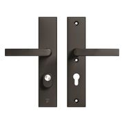 AXA EDGE PLUS VH-BESLAG K/K PC72 ZWART